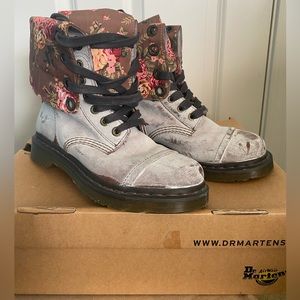 Dr. Martens Triumph 1914 Brown Washed Leather Floral Tall 12 Eye Boots Size US 8